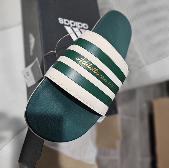 ADIDAS ADILETTE 1972 GREEN SANDALS SLIDES MEN'S SIZE 17 - Picture 6 of 8